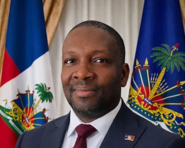 Décentralisation en Haïti : Dr Deus Deronneth veut le partage équitable des ressources publiques.